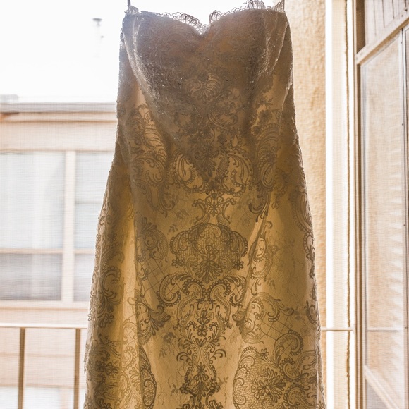 Lace Sheath Wedding Dress w/ Removable Overskirt!! - Picture 2 of 5